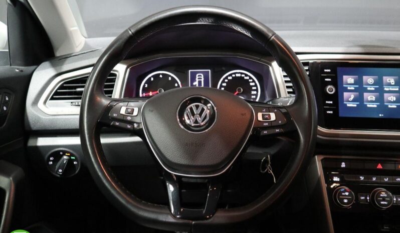 VOLKSWAGEN – T-Roc – Advance 1.0 TSI 85 kW lleno