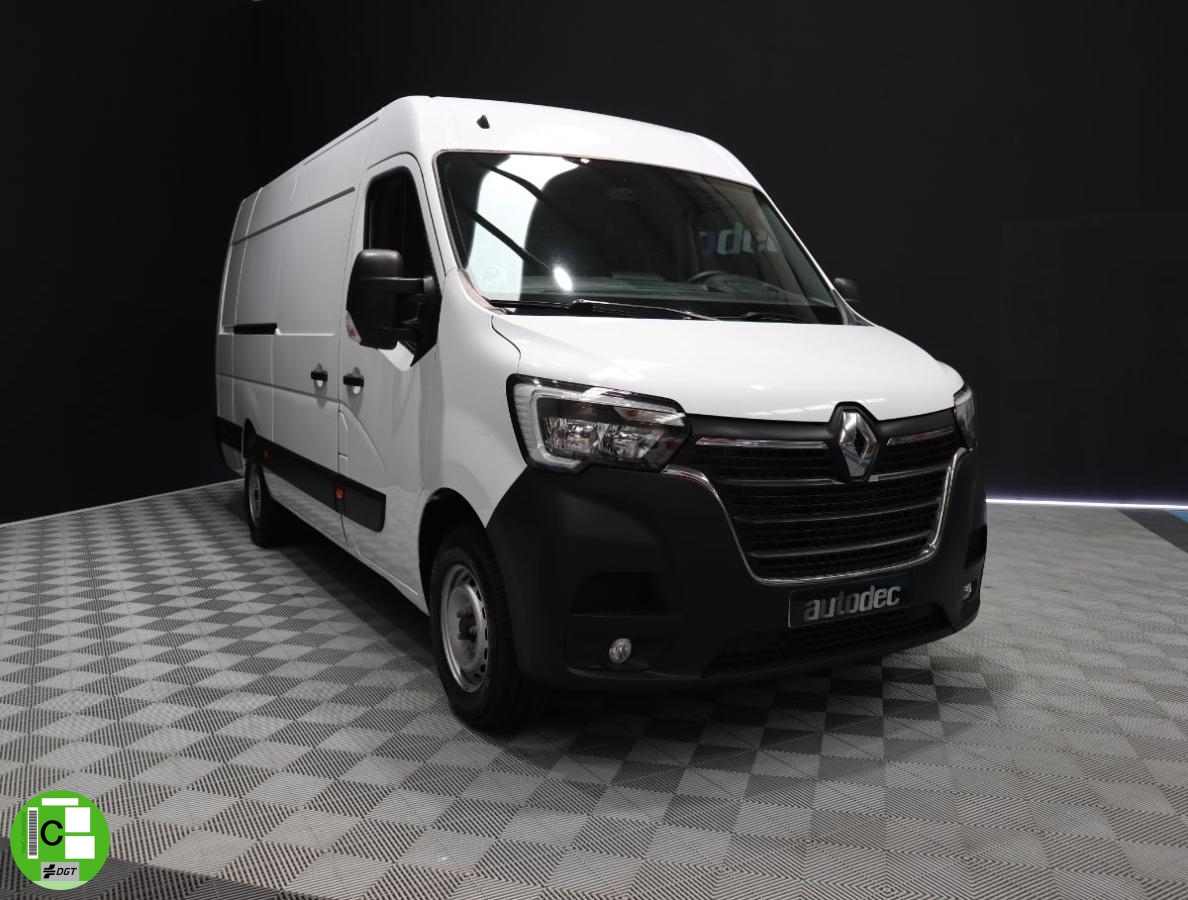 RENAULT – Master