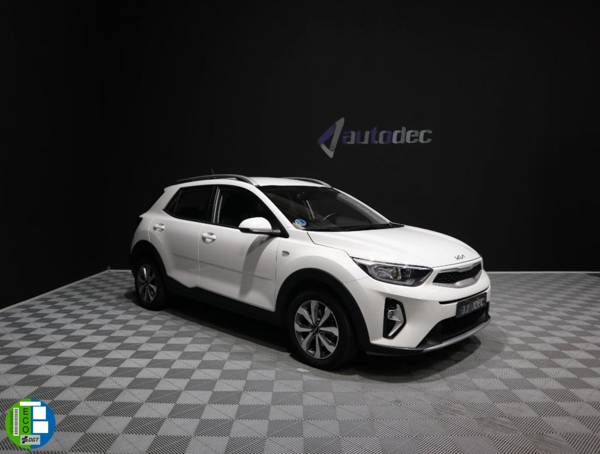 KIA – Stonic – 1.0 T-GDi MHEV iMT 74 kWConcept