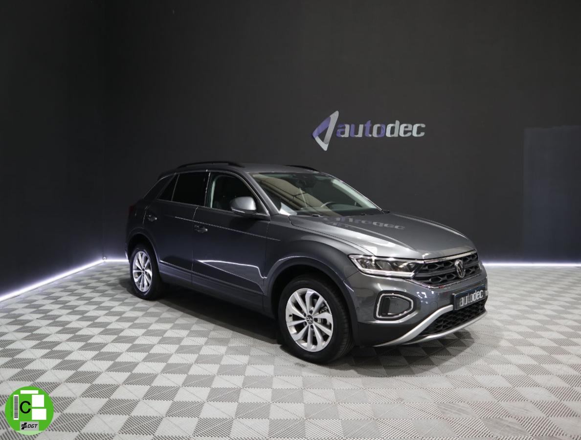 VOLKSWAGEN – T-Roc