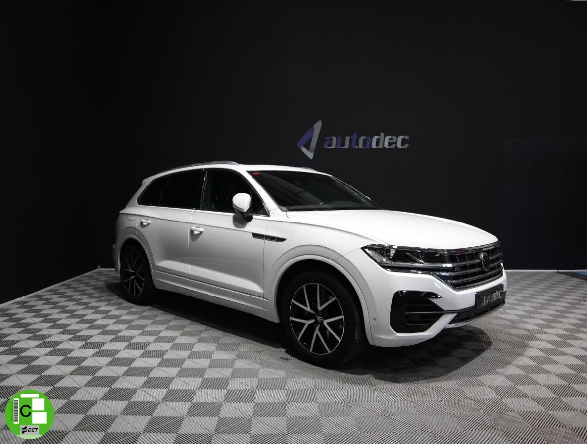 VOLKSWAGEN – Touareg – R-Line 3.0 V6 TDI 170 kW4MOTION Tiptronic 8 vel.